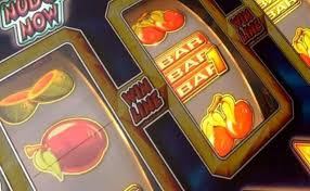Онлайн казино Casino Spinia